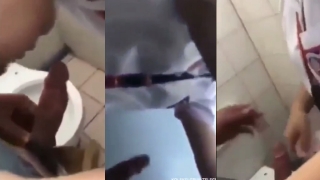 Bokep SMP Bocill Bejat ngewe di kamar mandi skolah